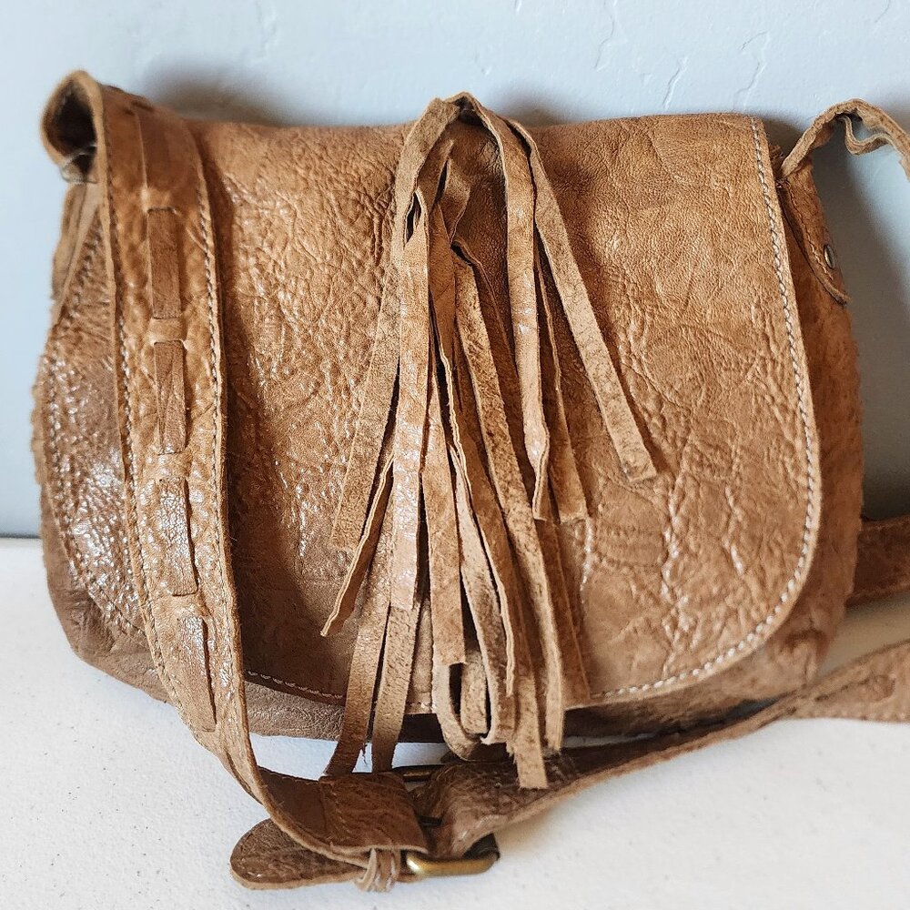 Camila Alves Crossbody "EUC"